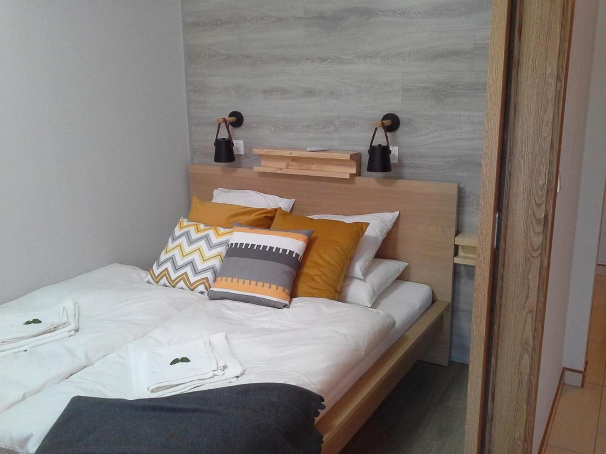 Alexandra Apartment Hajduszoboszlo - Chic Flat Bagian luar foto